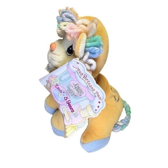 Precious Moments Tender Tails Circus Birthday Train Giraffe & Lion 5 - 6 Years - Picture 5 of 8